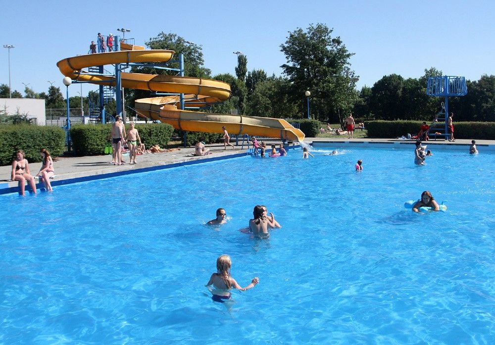 Pływalnia Letnia CHWIAŁKA - sezon 2026